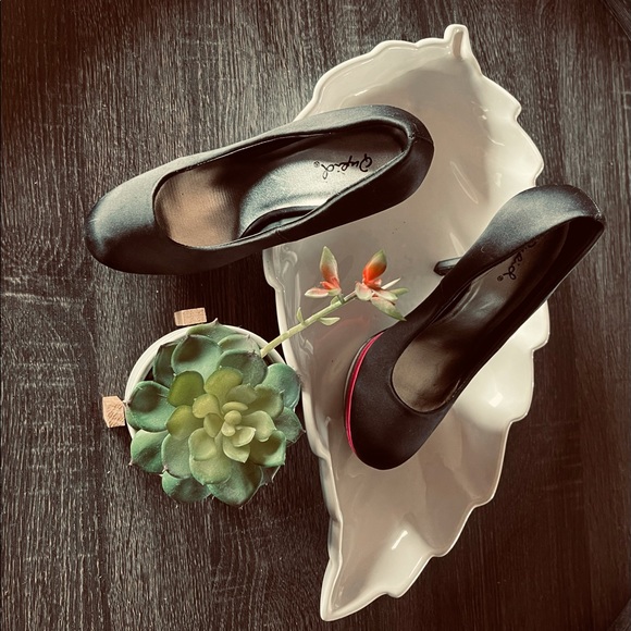 ⭕️Qupid Black 5in High Heel Shoes - Picture 3 of 7